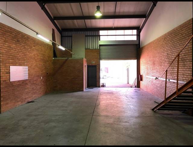 INDUSTRIAL PROPERTY TO RENT IN HENNOPSPARK
